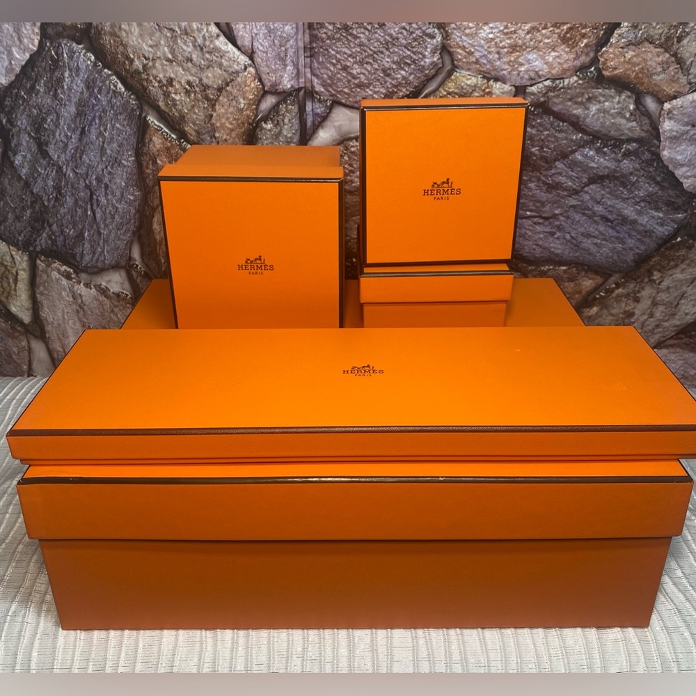 AUTHENTIC HERMES GIFT BOXES